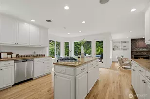 21339 NE 97th Pl, Redmond, WA 98053 - Photo 14