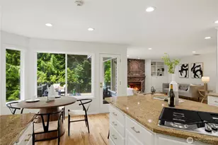 21339 NE 97th Pl, Redmond, WA 98053 - Photo 12