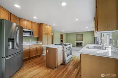 19810 11th Street E, Lake Tapps, WA 98391 - Photo 4