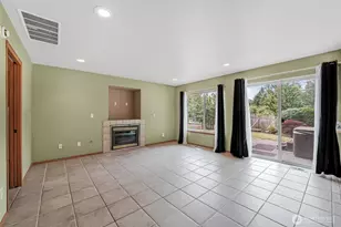19810 11th St E, Lake Tapps, WA 98391 - Photo 8