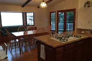 648 Lake Sammamish Ln NE, Bellevue, WA 98008 - Photo 14