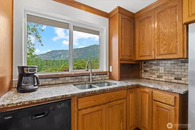 15619 N Trangen Loop Road, Arlington, WA 98223 - Photo 10