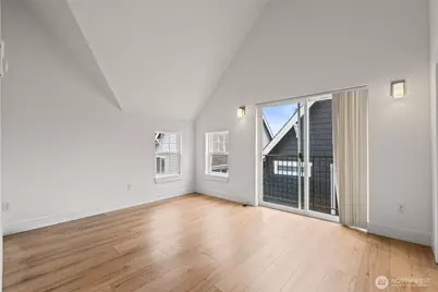 910 N 74th Street, Seattle, WA 98103 - Photo 26