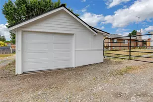 6826 S Montgomery St, Tacoma, WA 98409 - Photo 16