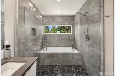 8765 15th Avenue NW, Seattle, WA 98117 - Photo 22