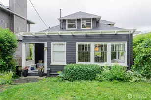 1557 Madrona Dr, Seattle, WA 98122 - Photo 1