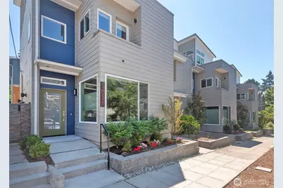 12032 33rd Ave NE #F, Seattle, WA 98125 - Photo 2