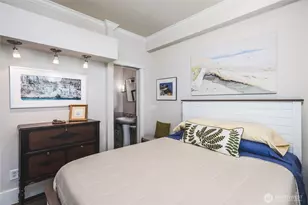 809 33rd St, Anacortes, WA 98221 - Photo 24