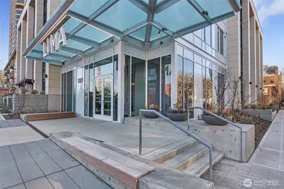 1321 Seneca Street #2202, Seattle, WA 98101 - Photo 2
