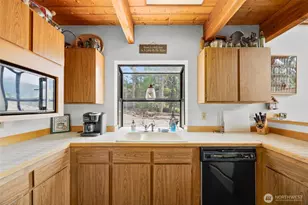 102 Maple Pl, Packwood, WA 98361 - Photo 12