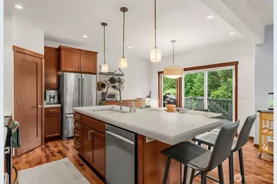 19036 18th Avenue NE, Shoreline, WA 98155 - Photo 8