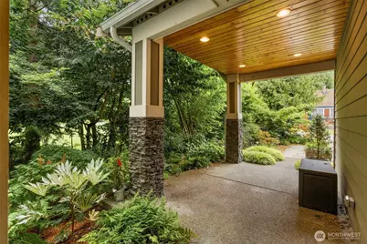 19036 18th Avenue NE, Shoreline, WA 98155 - Photo 2