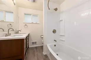 21124 50th Pl W, Lynnwood, WA 98036 - Photo 12