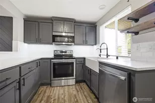 1416 Creekwood Ct SE, Olympia, WA 98501 - Photo 6