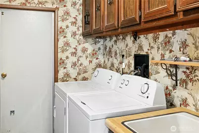 801 Walker Avenue, Oak Harbor, WA 98277 - Photo 20