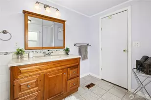 801 Walker Ave, Oak Harbor, WA 98277 - Photo 16