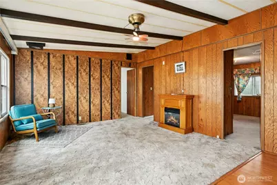 801 Walker Avenue, Oak Harbor, WA 98277 - Photo 12