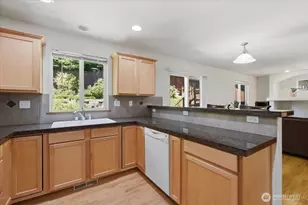 13906 26th Ave W, Lynnwood, WA 98087 - Photo 8