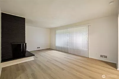8408 121st Street SW, Lakewood, WA 98498 - Photo 6