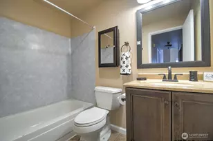 571 Malibu Dr SE, Lacey, WA 98503 - Photo 16