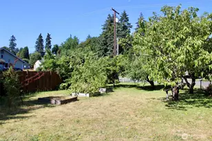 1734 Snyder Ave, Bremerton, WA 98312 - Photo 4