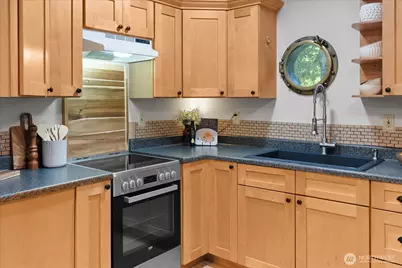 20019 NE 148th Street, Woodinville, WA 98077 - Photo 12