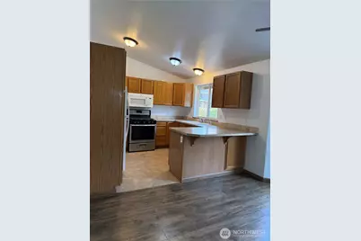 9407 152nd Street E, Puyallup, WA 98375 - Photo 12