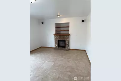 9407 152nd Street E, Puyallup, WA 98375 - Photo 6