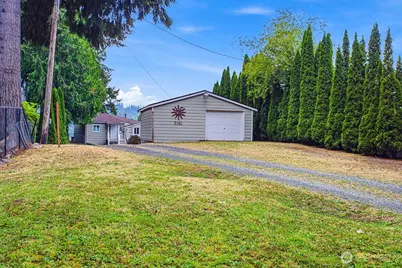 2161 Marine Drive, Bremerton, WA 98312 - Photo 2