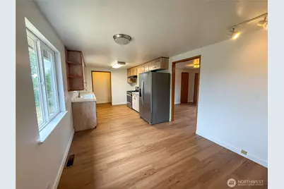20730 33rd Avenue W, Lynnwood, WA 98036 - Photo 16