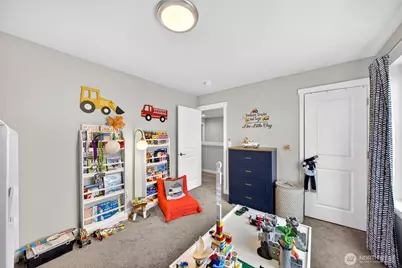 2210 SW Putnam Drive, Oak Harbor, WA 98277 - Photo 28