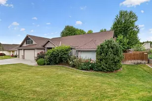 361 Rachel Rd, Kennewick, WA 99338 - Photo 2