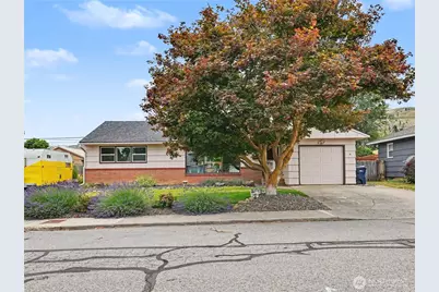1117 Idaho Street, Wenatchee, WA 98801 - Photo 2