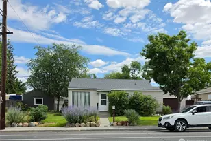 130 D St NE, Ephrata, WA 98823 - Photo 2