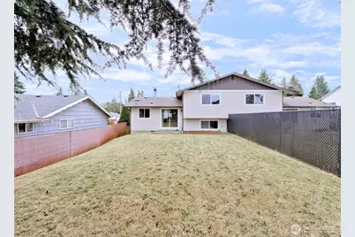 6518 Elliott Way #A-B, Everett, WA 98203 - Photo 16