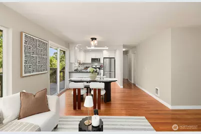 10750 66th Avenue S, Seattle, WA 98178 - Photo 6