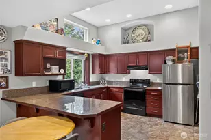 403 Jeff St, Mount Vernon, WA 98274 - Photo 6