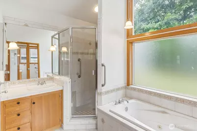 716 Woodard Avenue NE, Castle Rock, WA 98611 - Photo 14