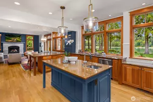 10374 Country Club Rd, Bainbridge Island, WA 98110 - Photo 8