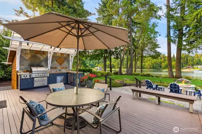 10374 Country Club Road, Bainbridge Island, WA 98110 - Photo 12