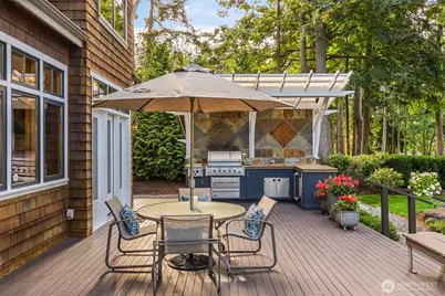 10374 Country Club Road, Bainbridge Island, WA 98110 - Photo 12