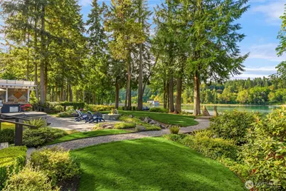 10374 Country Club Road, Bainbridge Island, WA 98110 - Photo 38