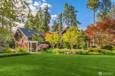 10374 Country Club Road, Bainbridge Island, WA 98110 - Photo 2