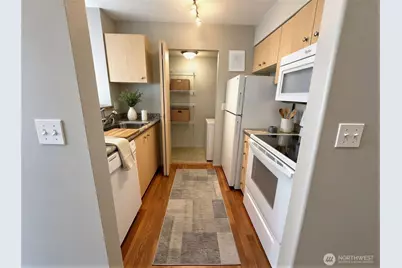 2818 Grand Avenue #B407, Everett, WA 98201 - Photo 4
