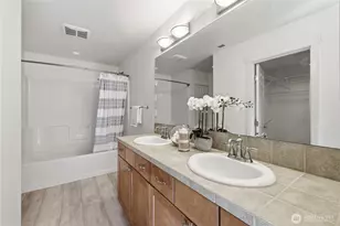 36703 SE Gravenstein Ct, Snoqualmie, WA 98065 - Photo 20