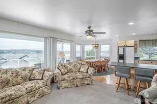 1550 13th Ct, Fox Island, WA 98333 - Photo 8