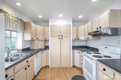 1550 13th Court, Fox Island, WA 98333 - Photo 12