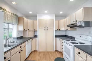 1550 13th Ct, Fox Island, WA 98333 - Photo 12