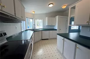 1704 S Delores Pl, Port Angeles, WA 98363 - Photo 8