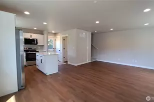 3111 E Camellia Way, Port Orchard, WA 98366 - Photo 6